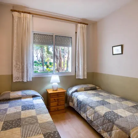Apartment Magda Park B21 *